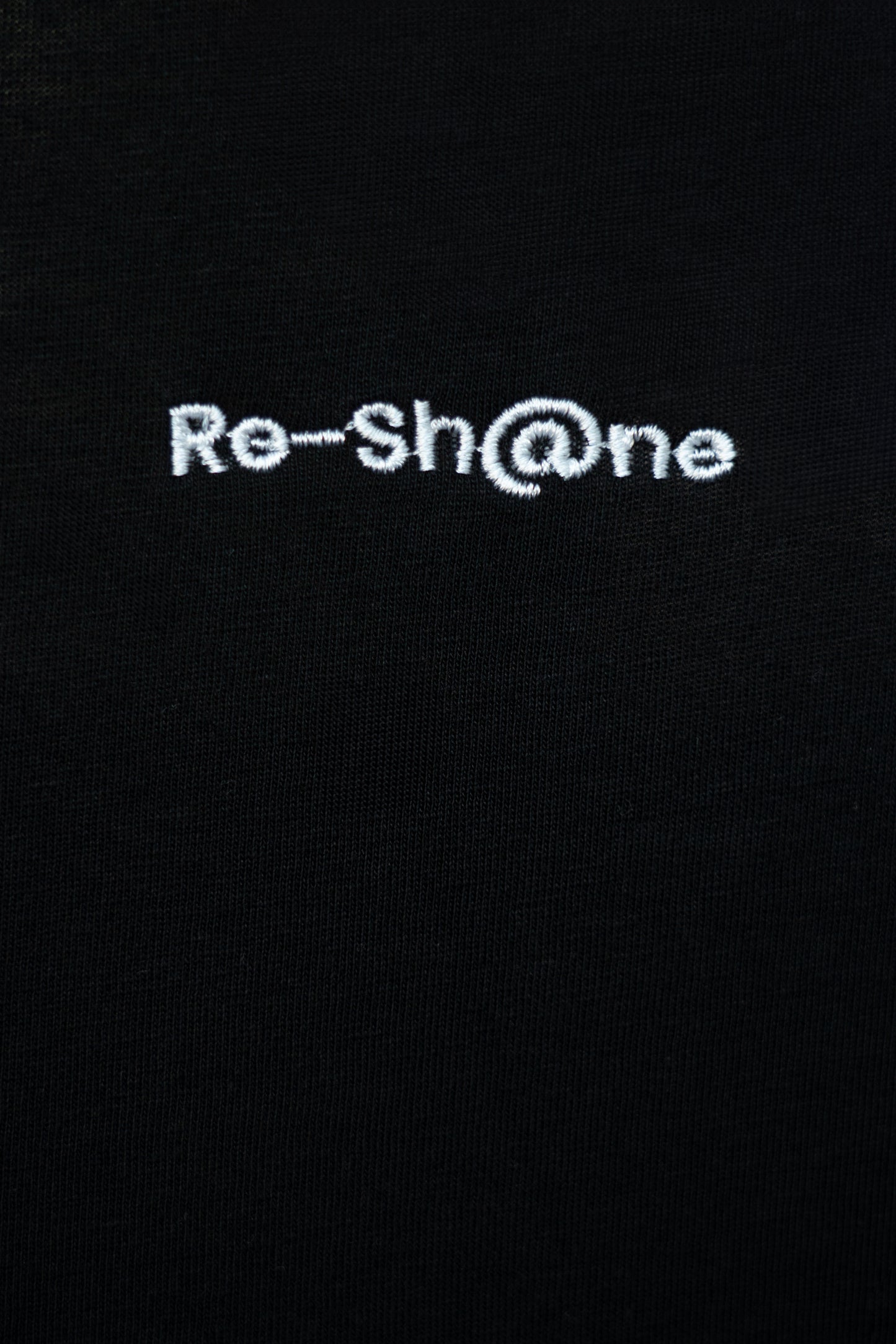 Re-Sh@ne embroidered T-Shirt - Regular Fit Black